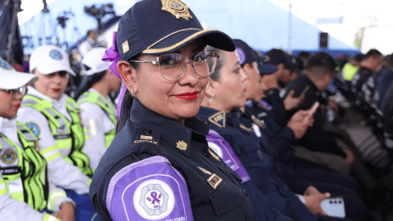 Mujeres policías